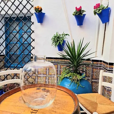 Гостьовий будинок Arc House Mezquita - Only Adults