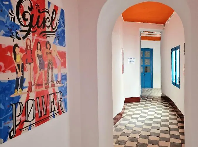 Гостевой дом Arc House Mezquita - Only Adults *