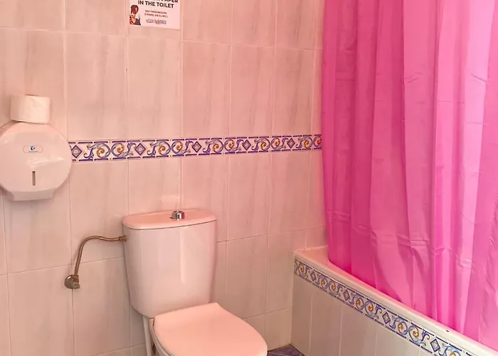 Гостевой дом Arc House Mezquita - Only Adults